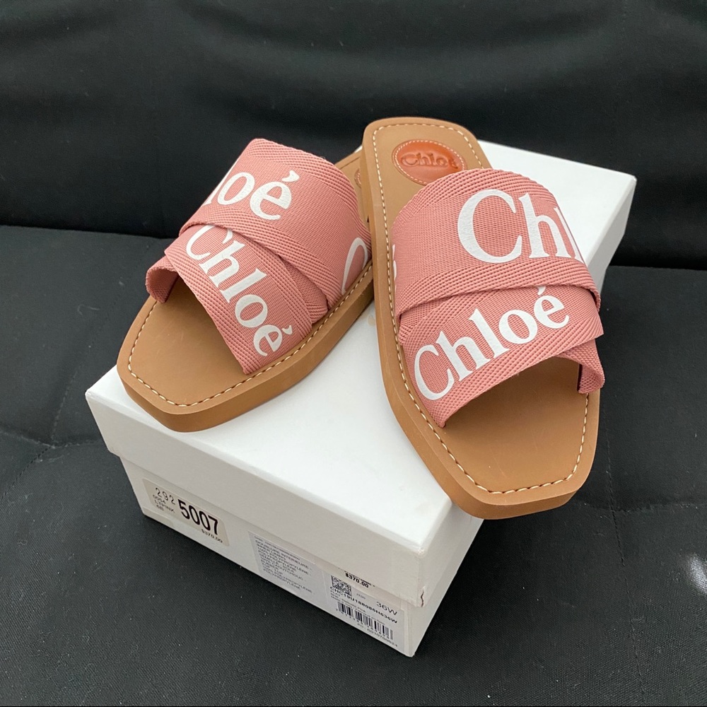 ❌ SOLD ❌ Chloé Woody Ribbon Logo Sandals Pink - Picture 1 of 12